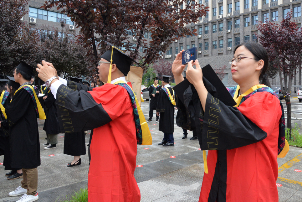 69c84aea743b46f9a75485a53f71ce2a.png 69c84aea743b46f9a75485a53f71ce2a.png