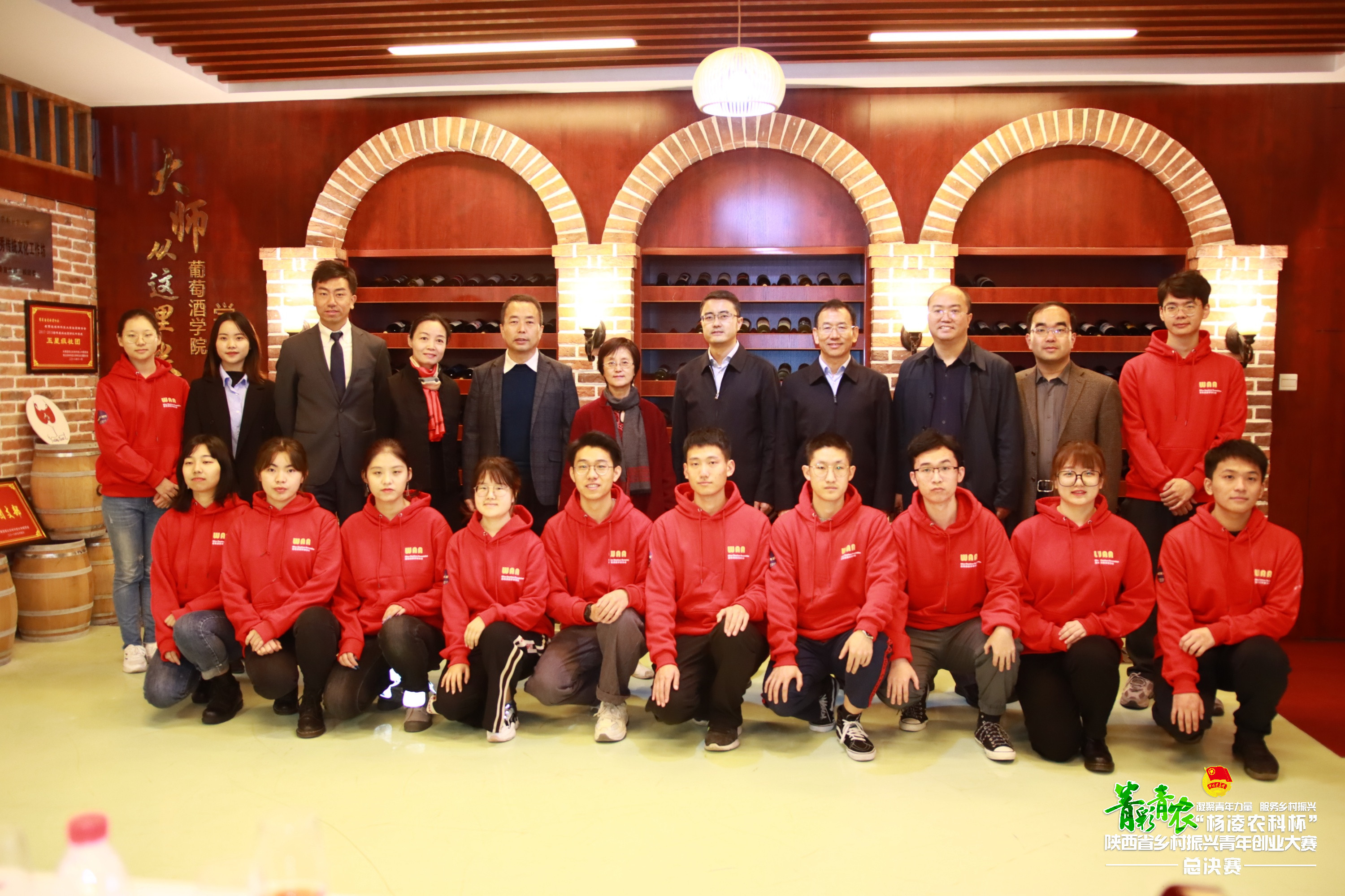 b693ea364e9b4a0ebca183609b499e2d.jpg b693ea364e9b4a0ebca183609b499e2d.jpg