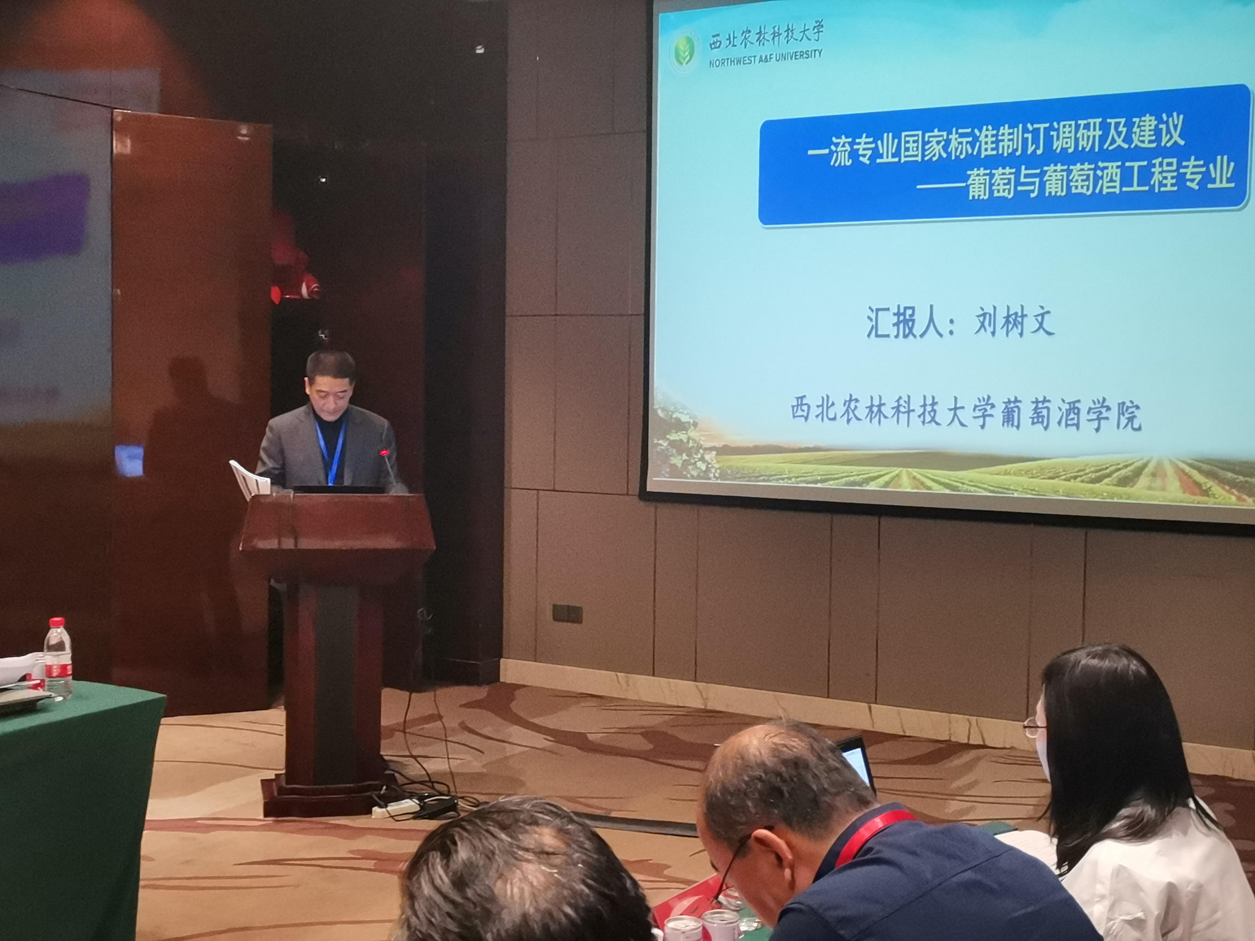 40bfaf668bd24f27b96a9afa238d09e5.jpg 40bfaf668bd24f27b96a9afa238d09e5.jpg