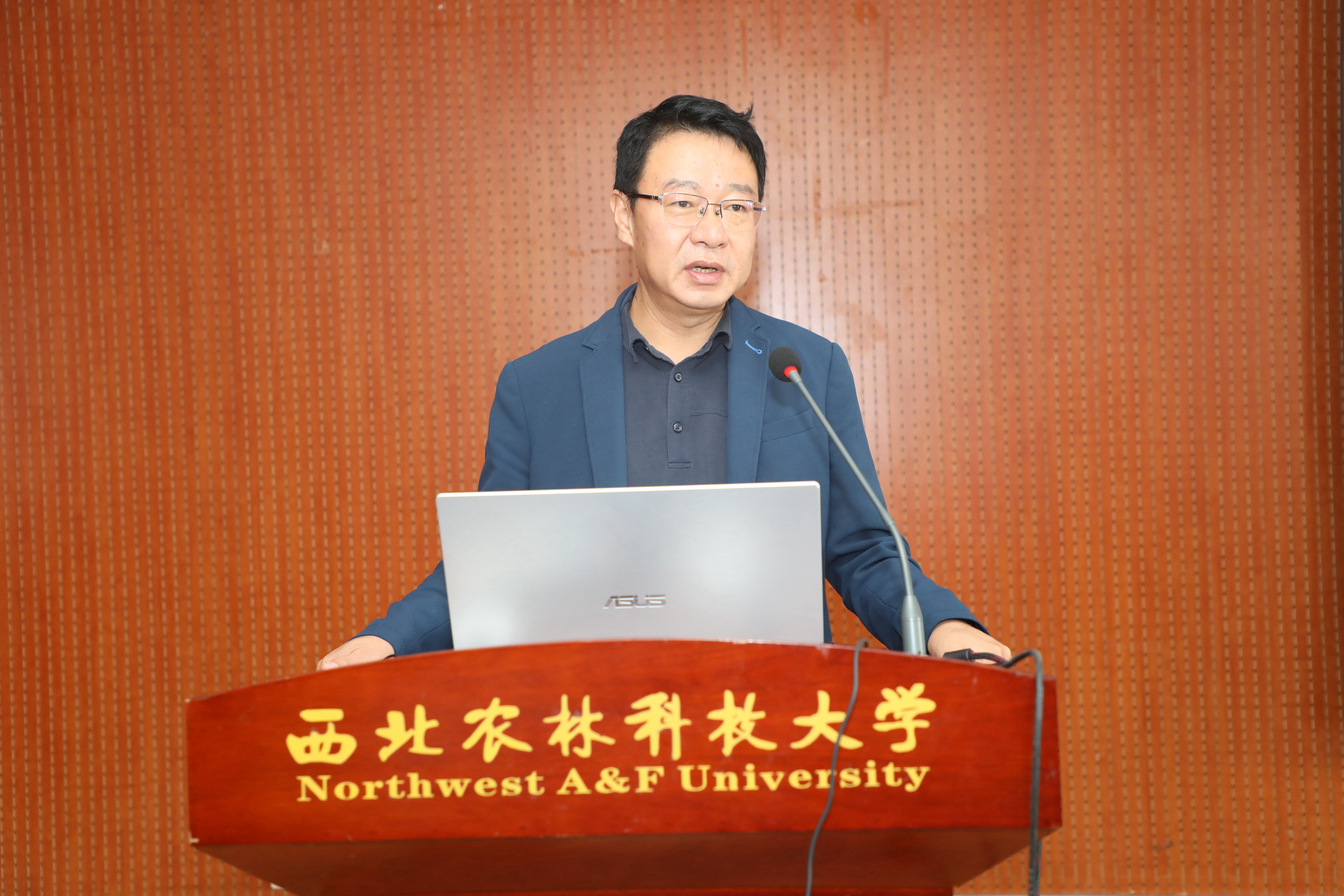 63cb0468b7684d5a85ae64c1a501d805.jpg 63cb0468b7684d5a85ae64c1a501d805.jpg