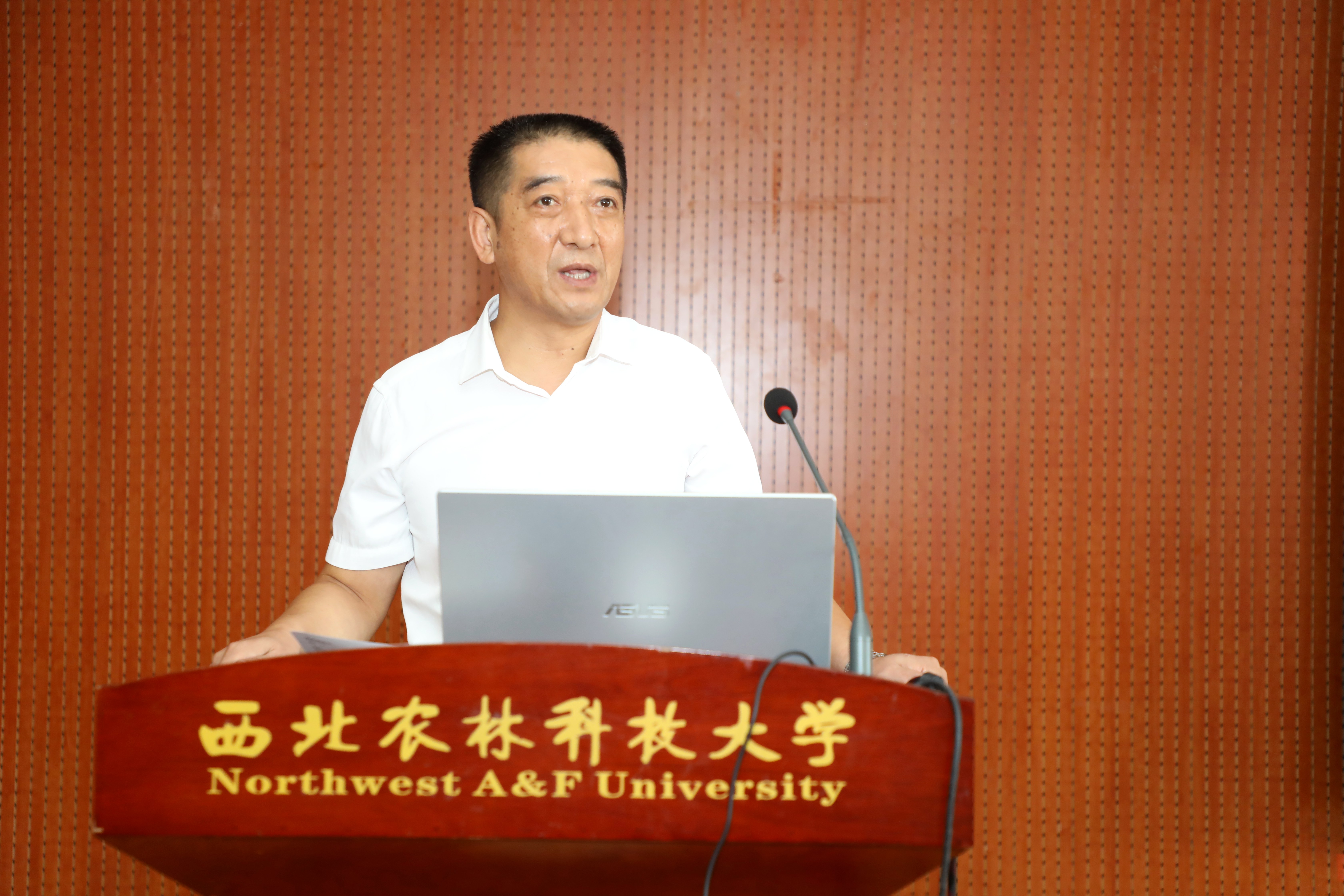 b4d54ecda7e5470588a9743a684868a8.jpg b4d54ecda7e5470588a9743a684868a8.jpg