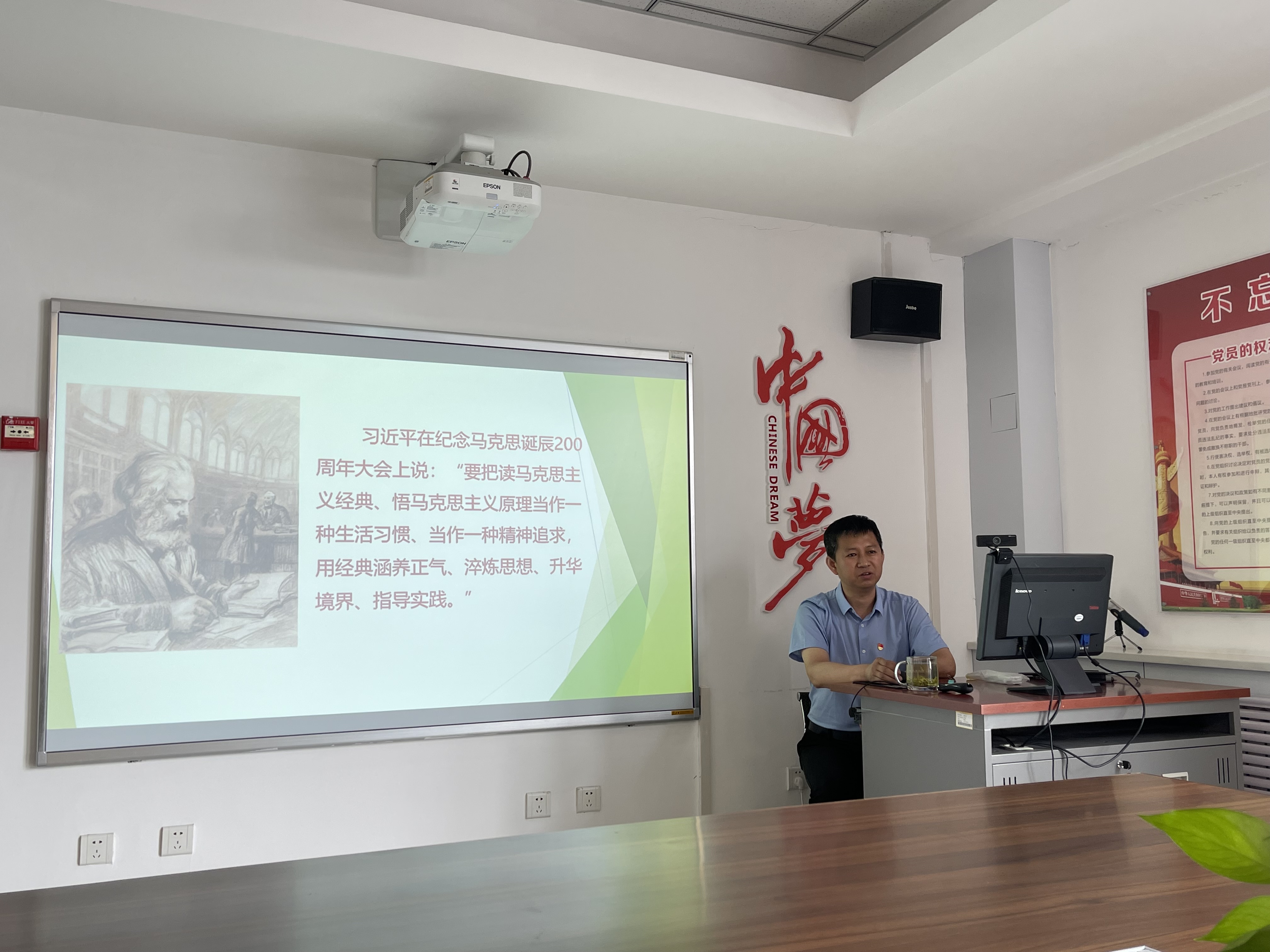 9ceb4d4e2f0e47f9b07857cb4cad7421.jpg 9ceb4d4e2f0e47f9b07857cb4cad7421.jpg