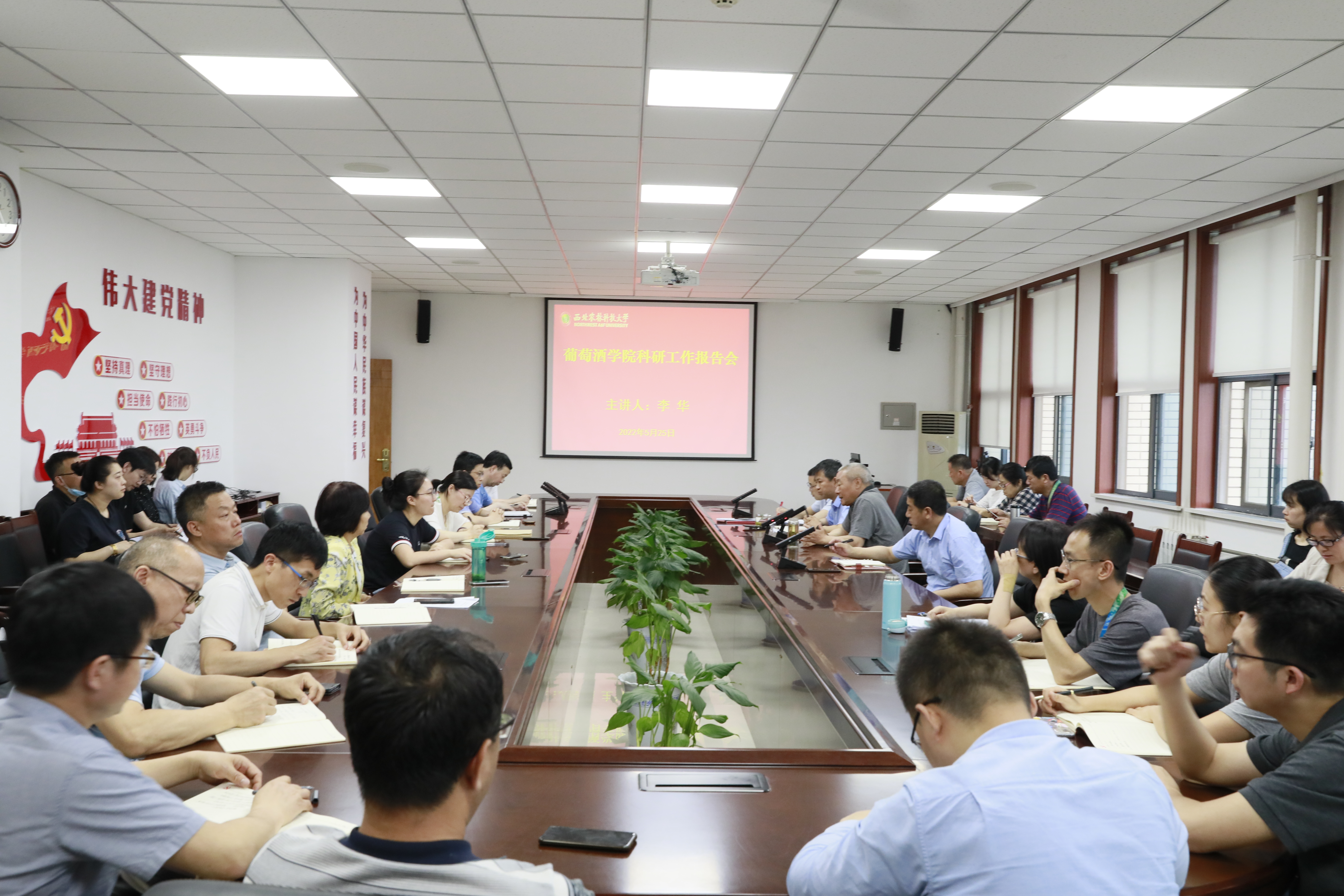 e1fac33eb66249b793b311fcdf47ae07.jpg e1fac33eb66249b793b311fcdf47ae07.jpg